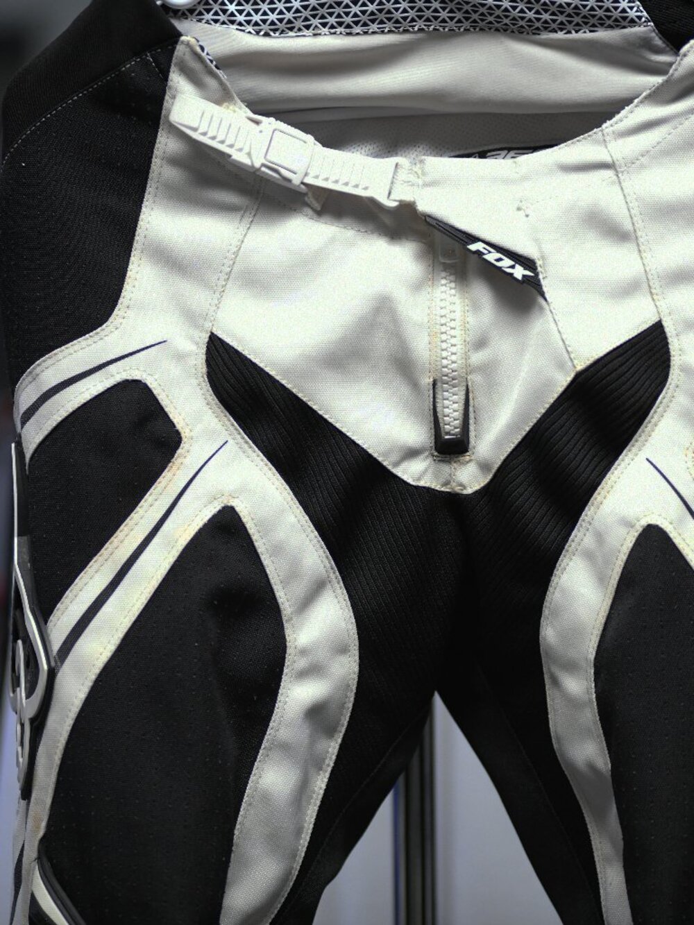 Fox MX-360 Race Pants sz28w Blk & Wht - Picture 5 of 8